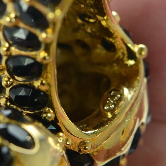 Kenneth Jay Lane KJL Black and White Crystal Bypass Cuff Bracelet - Picture 7 of 8